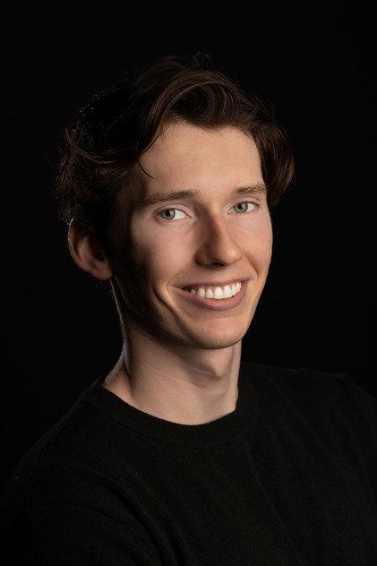 Ryan Lee Loftus - Actor Profile Photo