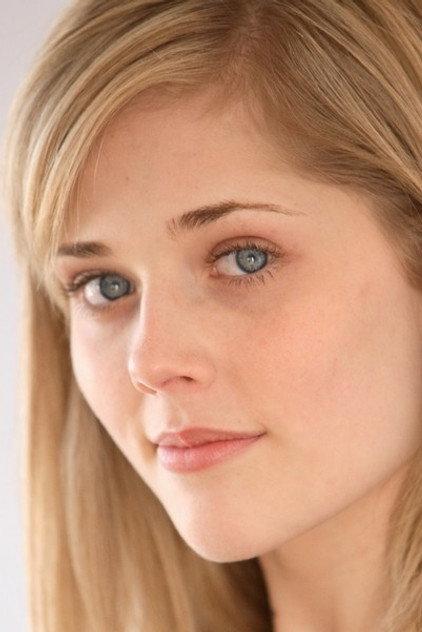 Karynn Moore - Actor Profile Photo