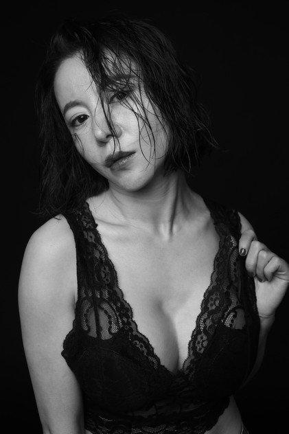 Bai Chutong - Actor Profile Photo