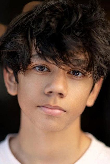 Logan Zenith Oung - Actor Profile Photo