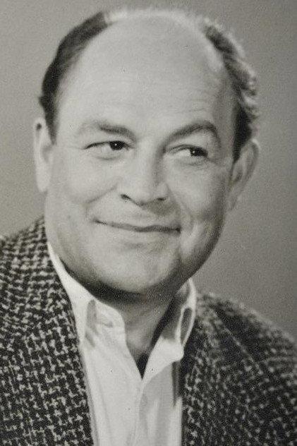 Paul Ruubel - Actor Profile Photo