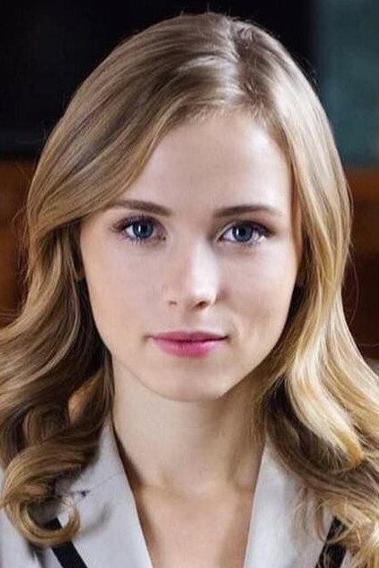 Anna Koshmal - Actor Profile Photo