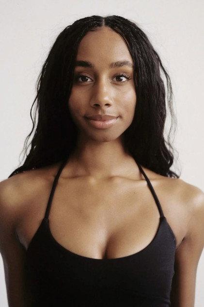 Kianna Naomi - Actor Profile Photo