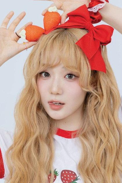 Yoon Seo-Yeon - Actor Profile Photo