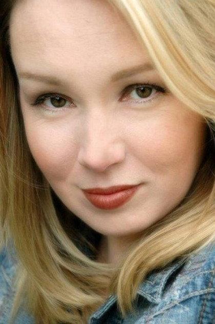 Deanna Milligan - Actor Profile Photo