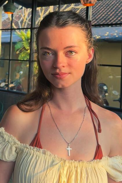 Isabella Meyer - Actor Profile Photo