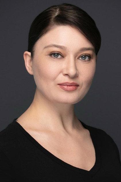 Nurgül Yeşilçay - Actor Profile Photo