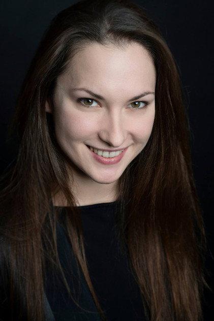 Anaïs Fernandez - Actor Profile Photo