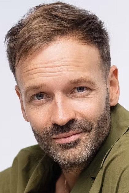 Andreas Tobias - Actor Profile Photo