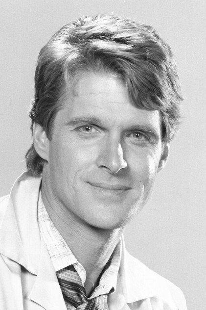 Dean Paul Martin - Actor Profile Photo