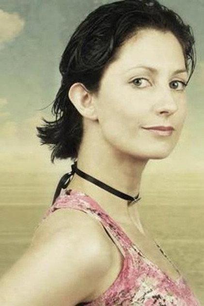 Justine Suissa - Actor Profile Photo