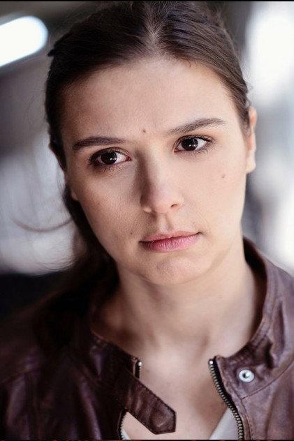 Aline Adam - Actor Profile Photo