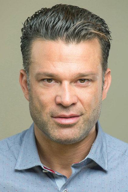 Kostas Sommer - Actor Profile Photo