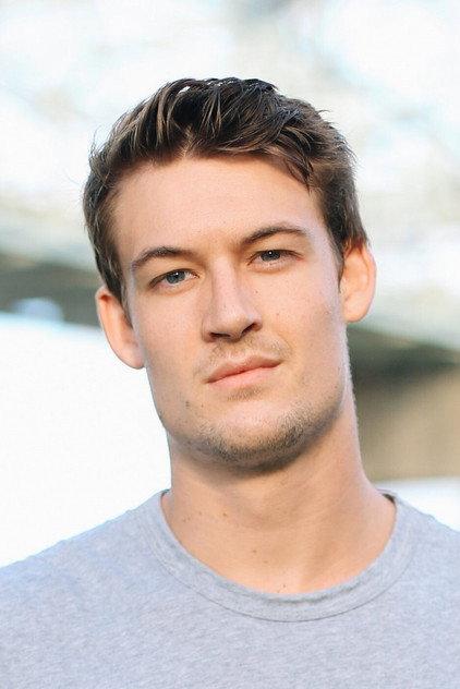 Miles Brew - Actor Profile Photo