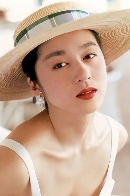 Chikako Aoyama - Actor Profile Photo