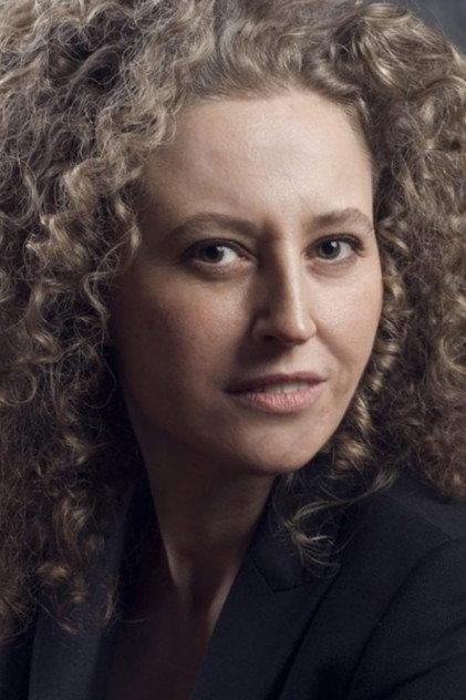 Zeynep Dinsel - Actor Profile Photo