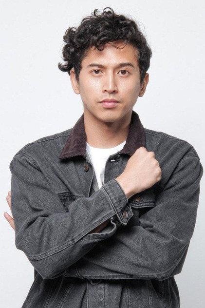 Roy Sungkono - Actor Profile Photo