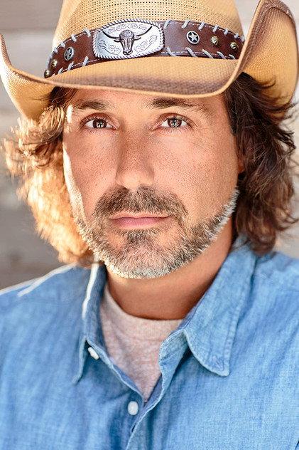 Theo Tziotzios - Actor Profile Photo