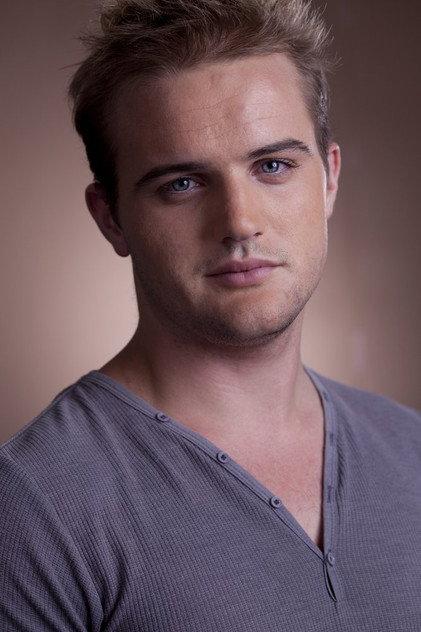 Sebastian Angborn - Actor Profile Photo