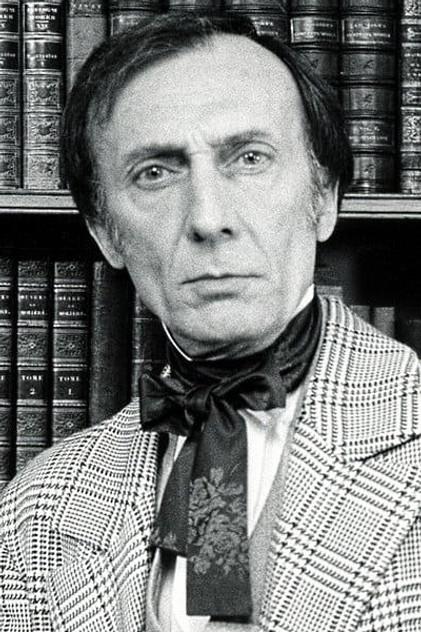 Tom Aldredge - Actor Profile Photo