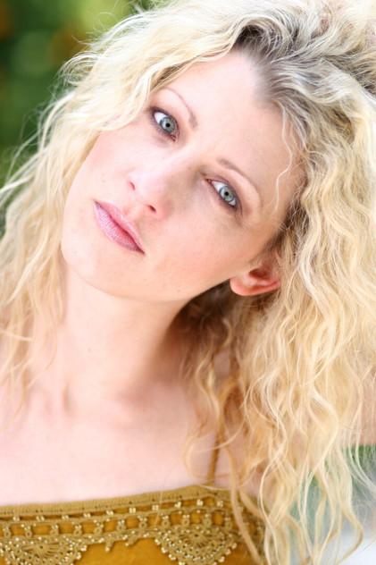 Jennifer McComb - Actor Profile Photo