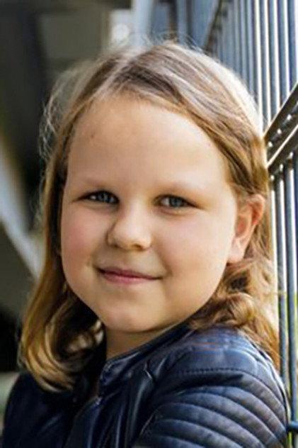 Viola Hinz - Actor Profile Photo