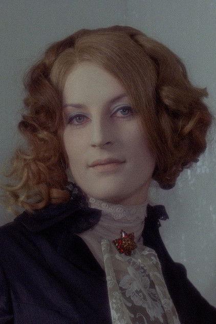 Helena Anýžová - Actor Profile Photo