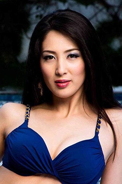Ikumi Yoshimatsu - Actor Profile Photo
