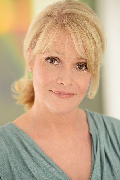 Rebeca Arthur - Actor Profile Photo