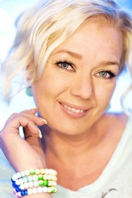 Sari Siikander - Actor Profile Photo