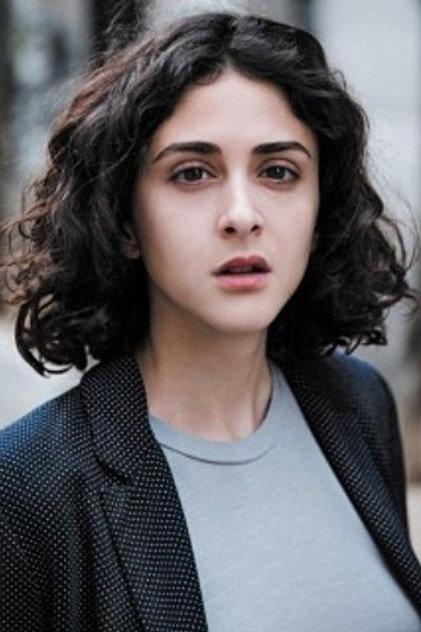 Lina Benzerti - Actor Profile Photo