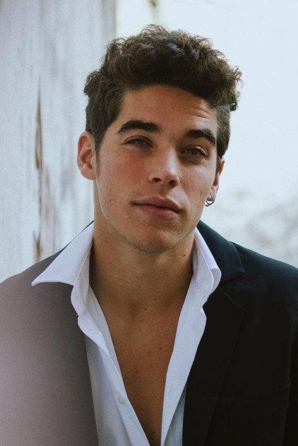 José Giménez-Zapiola - Actor Profile Photo
