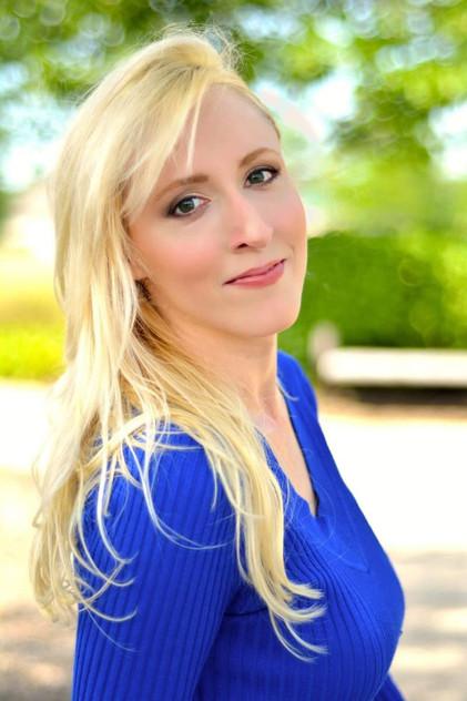 Lillian Lamour - Actor Profile Photo