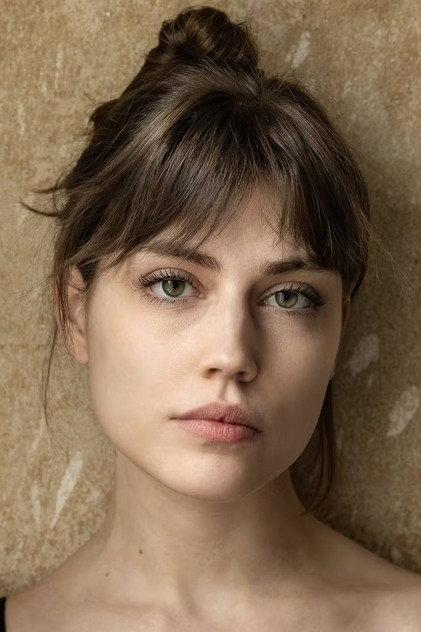 Eléa Ferrari - Actor Profile Photo