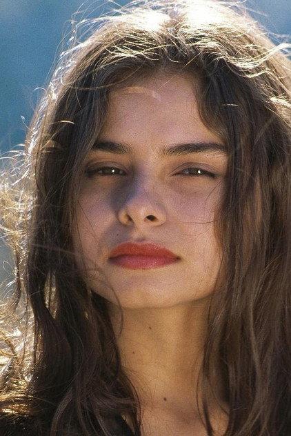 Hope Sandoval - Actor Profile Photo