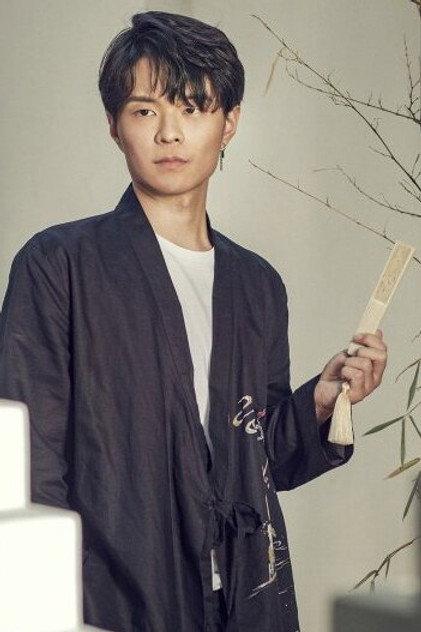 Sun Lulu - Actor Profile Photo