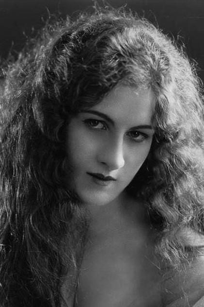 Mildred Moore - Actor Profile Photo