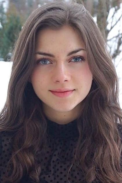 Rebekka Kjølle - Actor Profile Photo
