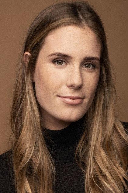 Natalie Buck - Actor Profile Photo