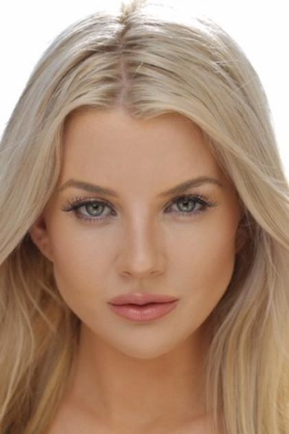 Baylee Curran - Actor Profile Photo