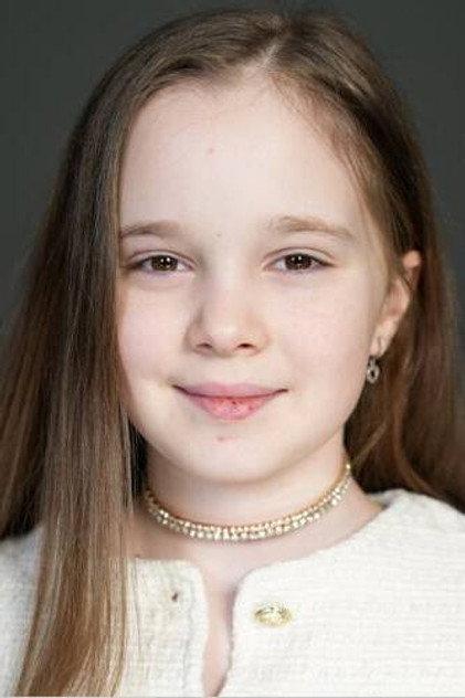 Amina Denysenko - Actor Profile Photo