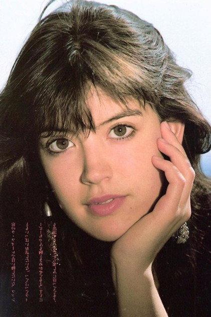 Julie Entwisle - Actor Profile Photo
