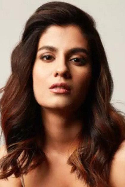 Shreya Dhanwanthary - Actor Profile Photo