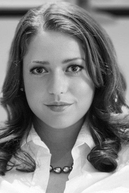 Liesel Matthews - Actor Profile Photo