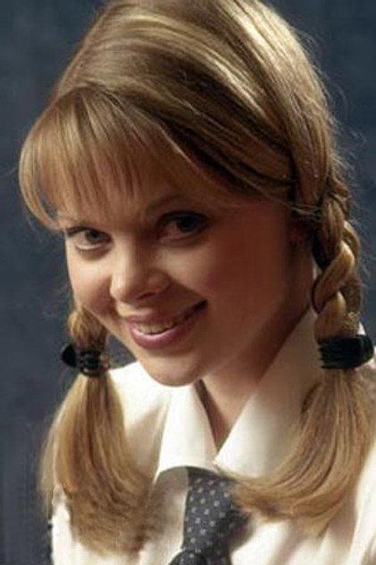Anna Skvarnik - Actor Profile Photo