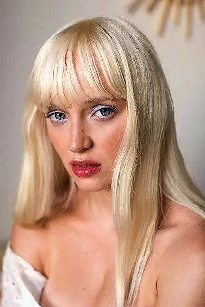 Karina Kolokolchykova - Actor Profile Photo