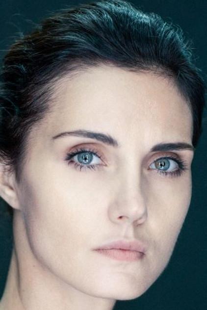 Alice Cora Mihalache - Actor Profile Photo