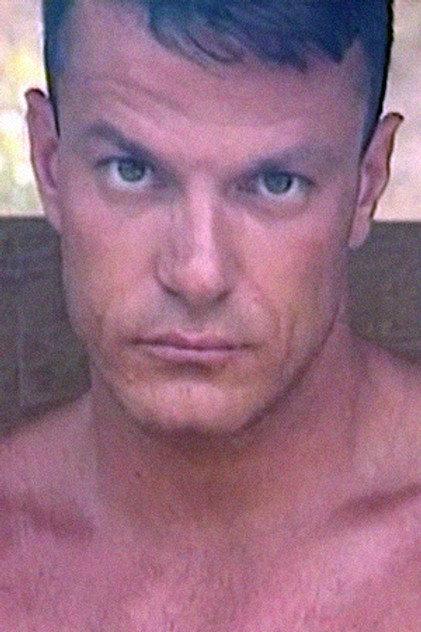 Steven Saunders - Actor Profile Photo