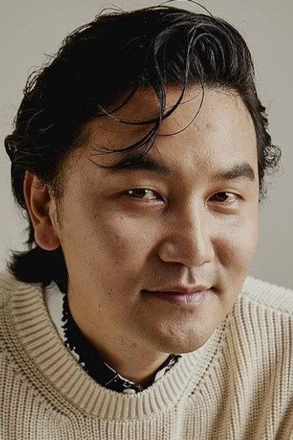 Lee Suk - Actor Profile Photo
