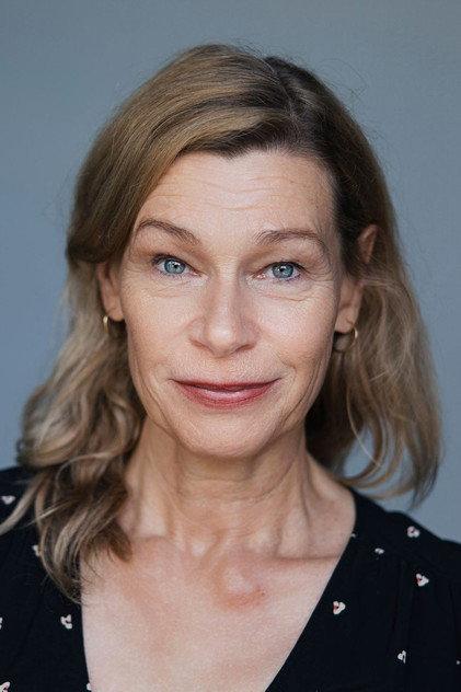 Julia Weden - Actor Profile Photo